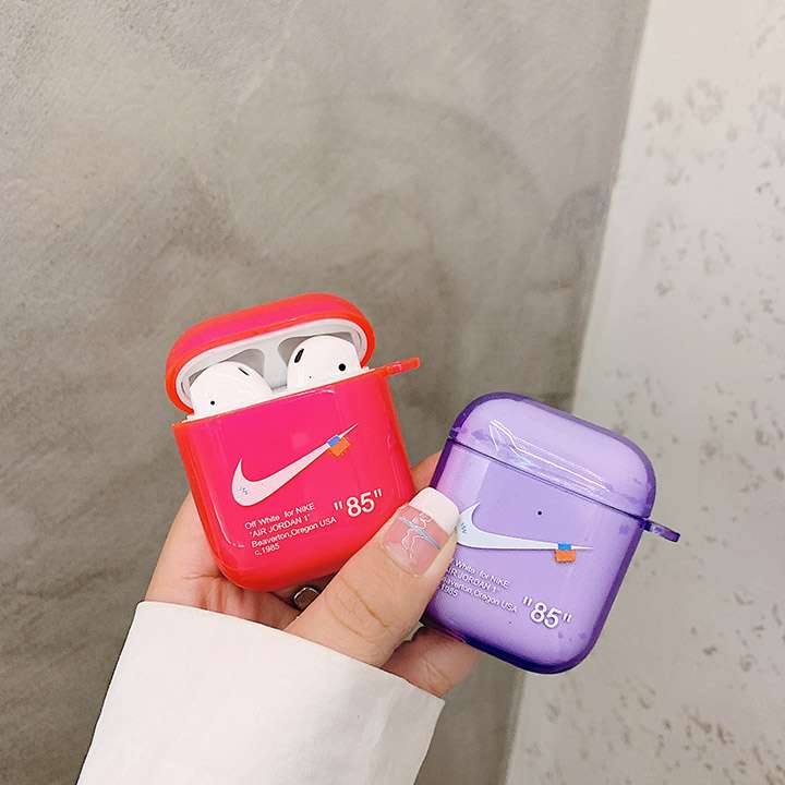 Airpods ProケースNike