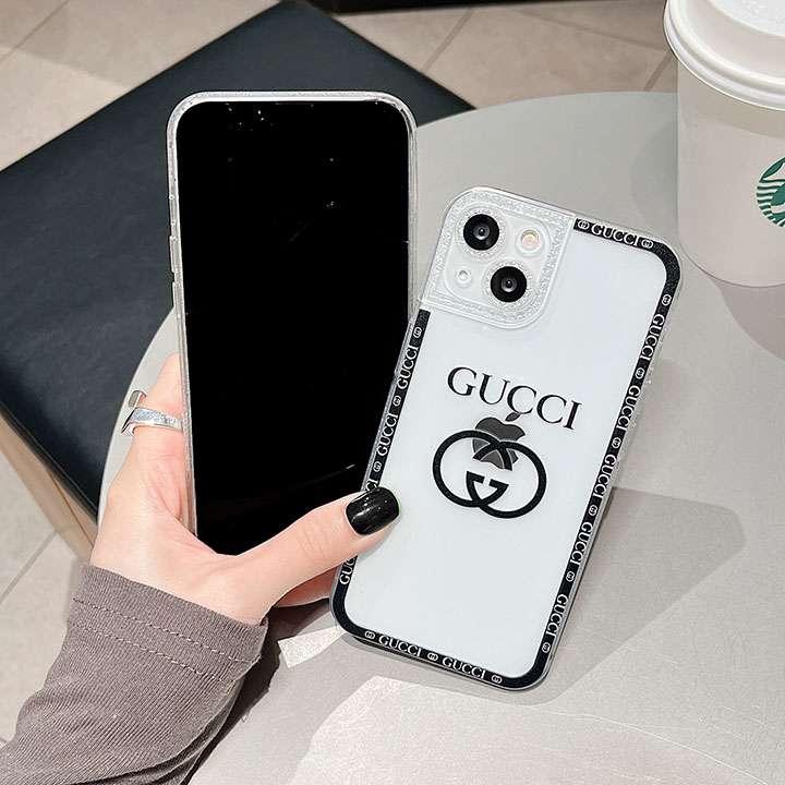Gucci iPhone 12/12 promaxロゴ付きケース