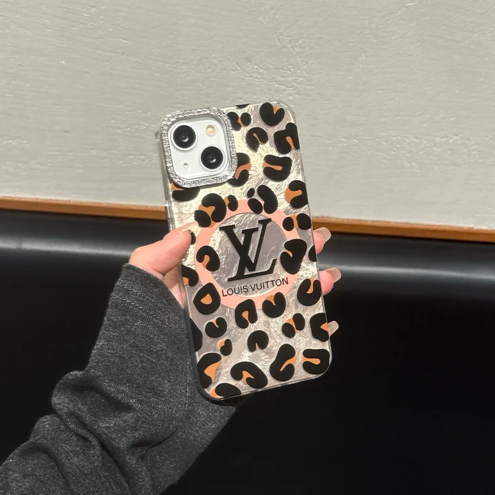 iphone 15 カバーlv 人気