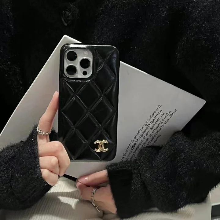 ブランド シャネル chanel アイホン 15 スマホケース