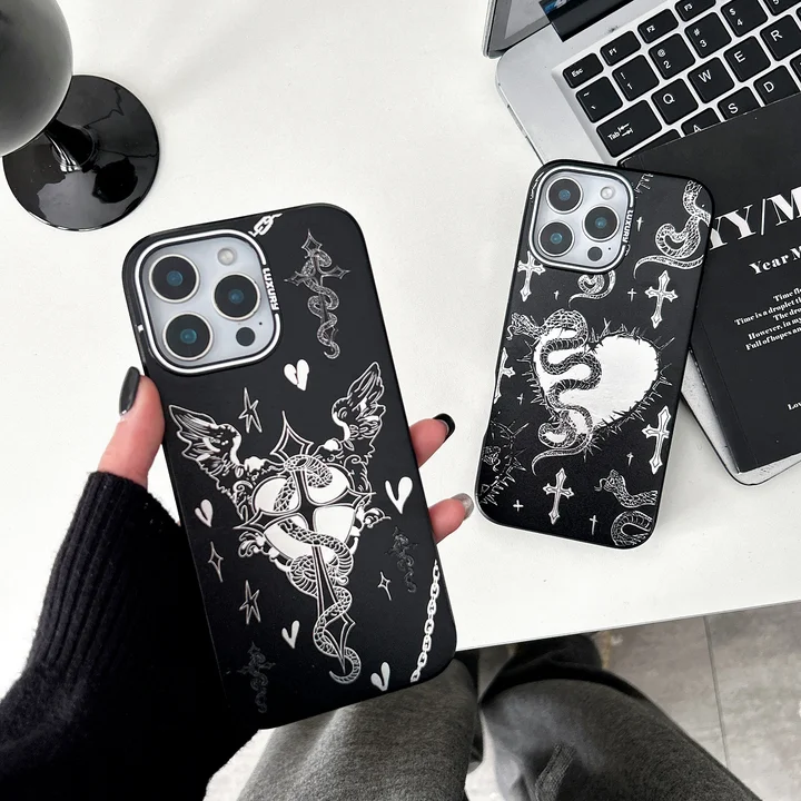 クロームハーツ風 アイフォン 16 スマホケース  値段