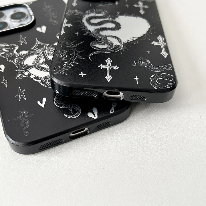 値段 chrome hearts スマホケース iphone16プロmax 