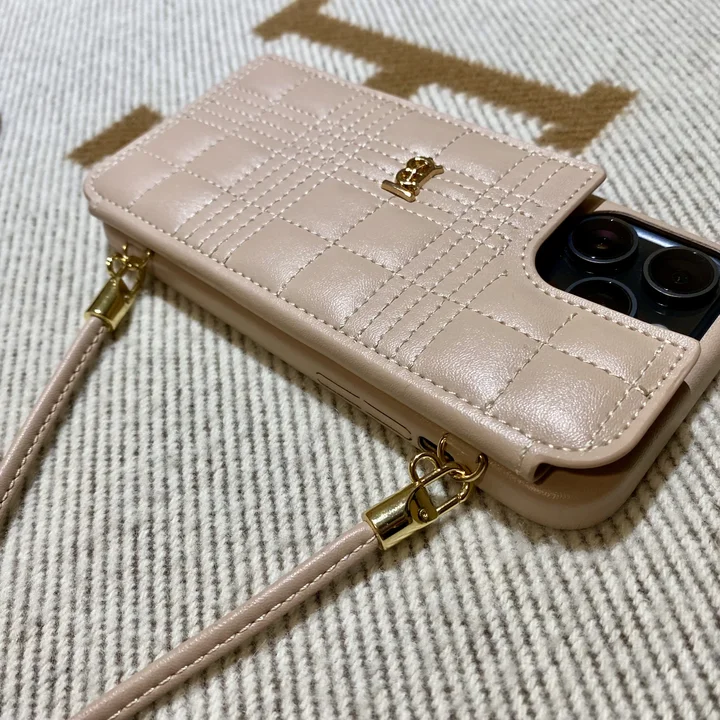 ブランド iphone 16プロ 