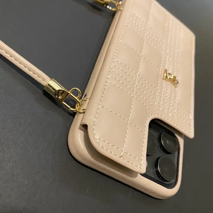 アイフォーン 16plus burberry風 スマホケース  芸能人