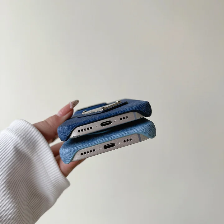オシャレ prada ケース アイフォーン16plus 
