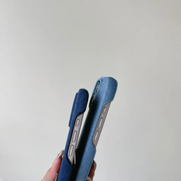 安い プラダ prada  アイフォン 16pro max スマホケース 